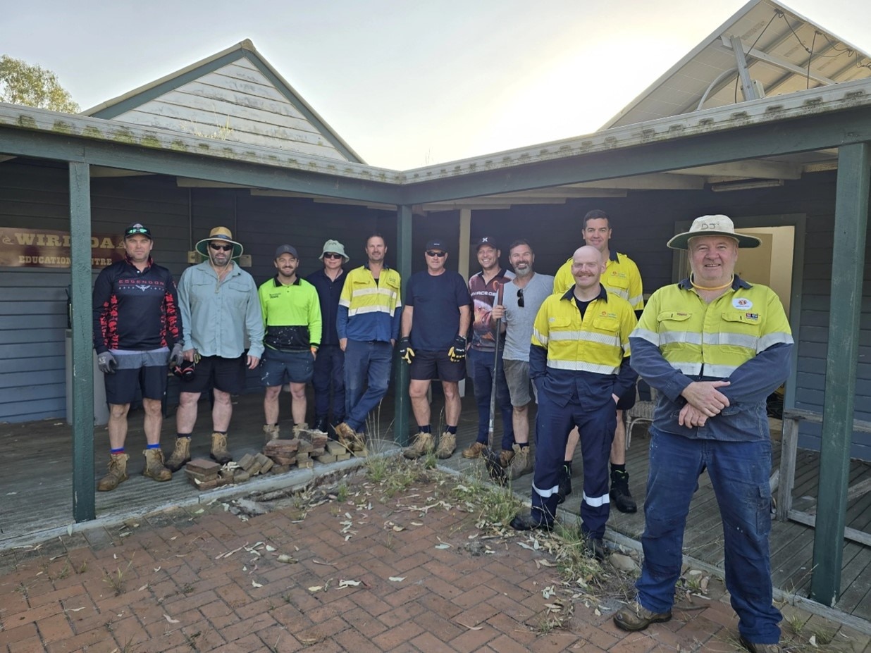 A group in hi-vis.